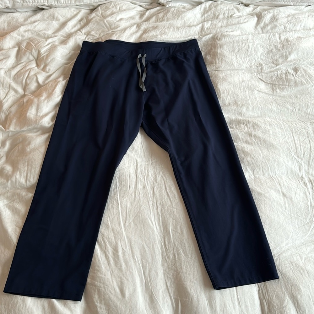 Figs Livingston straight leg scrub pant